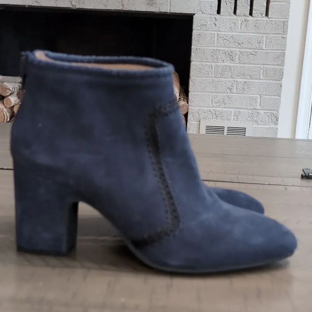 Jack Rogers Gemma Blue Suede Heeled Booties Sz 8